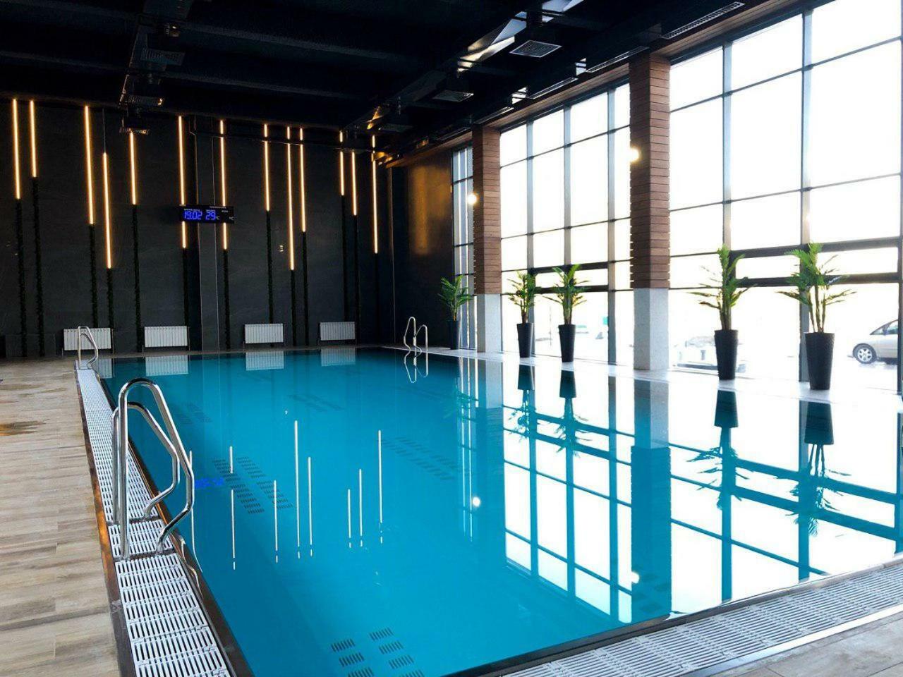 Aqua-Minsk Hotel Plus Bagian luar foto